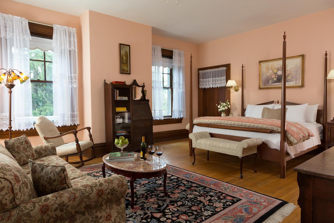 Mercersburg Inn Экстерьер фото